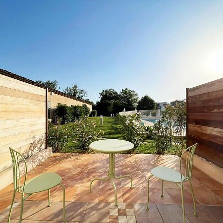 Studio 2 - Les Suites De Robinson - Residence Avec Piscine En Bord De Siagne, A Mandelieu Eksteriør bilde